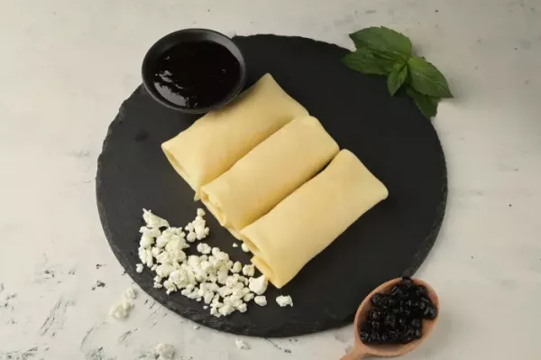 Млинці з Чорницею та Сиром