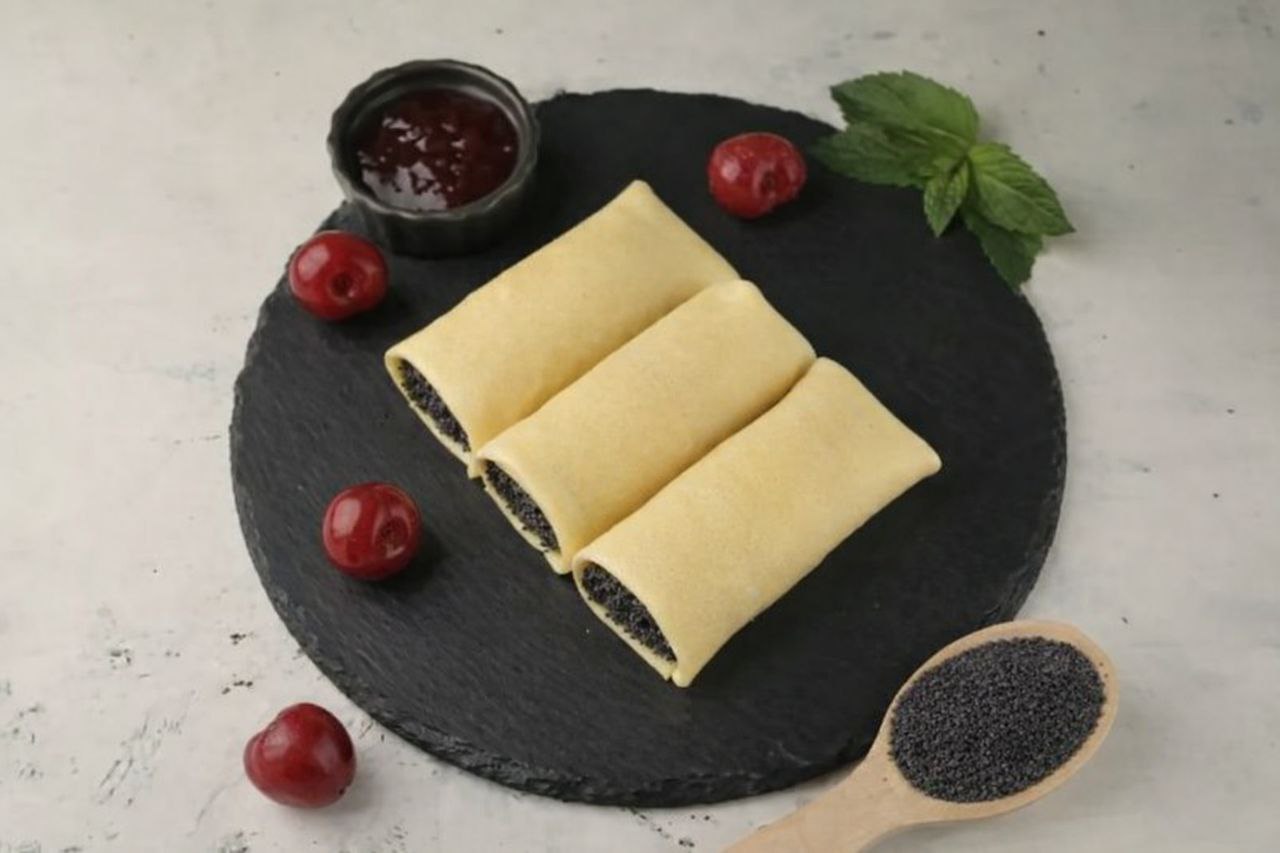 Млинці з Маком та Вишнею